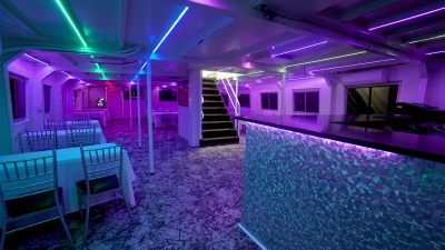 Yacht 101 stairs